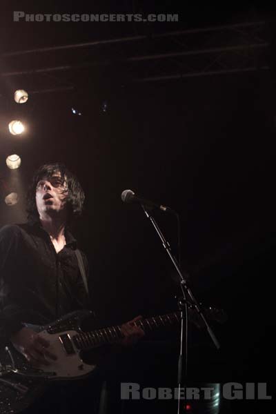 LITTLE BARRIE - 2011-11-18 - PARIS - La Fleche d'Or - 